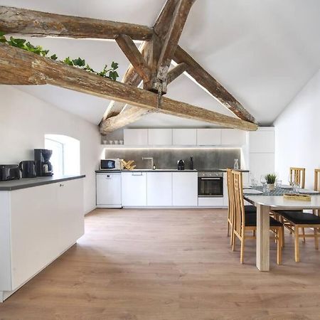 Superbe Appartement, Hypercentre, 4Chambres. Beziers Exterior photo