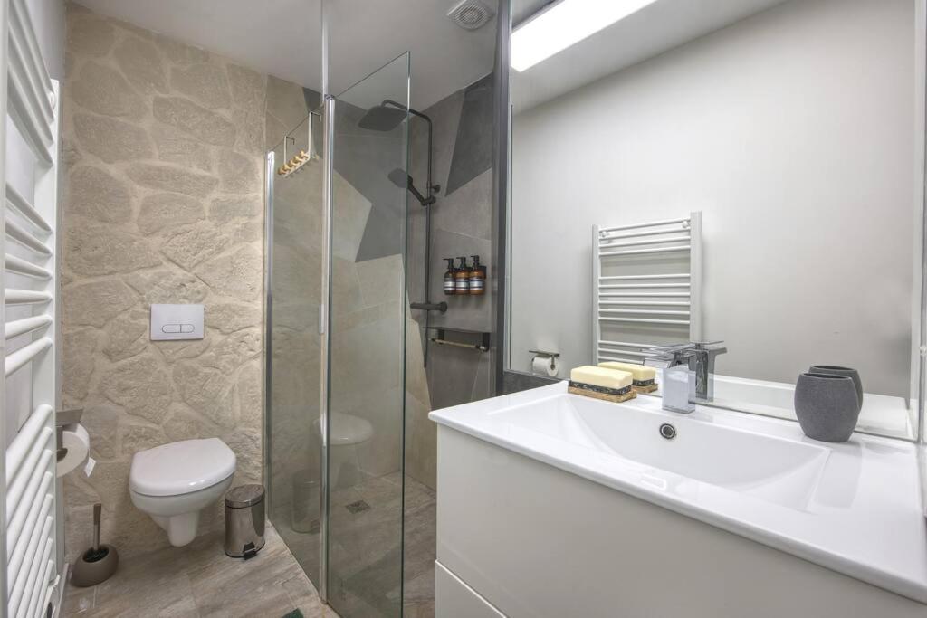 Superbe Appartement, Hypercentre, 4Chambres. Beziers Exterior photo